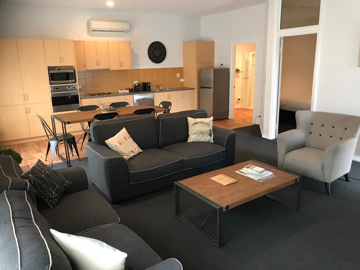 Penguin Seaside Motel 외부 사진